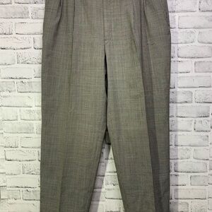 Hart, Schaffner & Marx Pure Virgin Wool